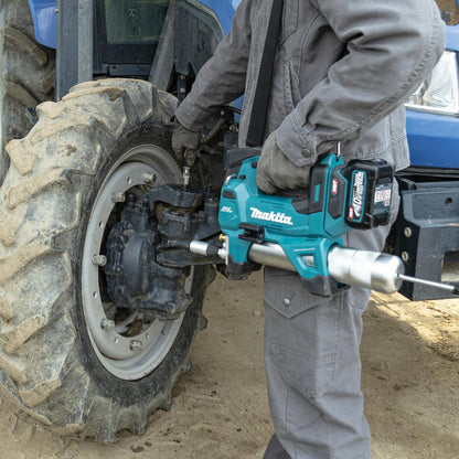 Makita GP001GD201 40V Max XGT Grease Gun with 2 x 2.5Ah Batteries & Charger